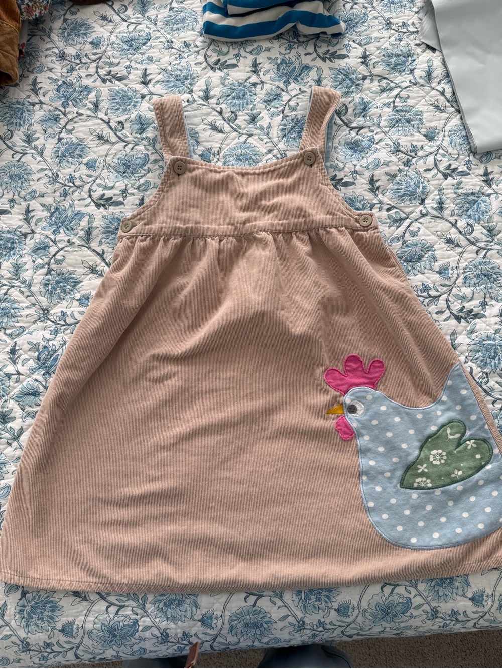 Frugi 5/6 Girls Pink Corduroy Pinafore Dress with Chicken Applique
